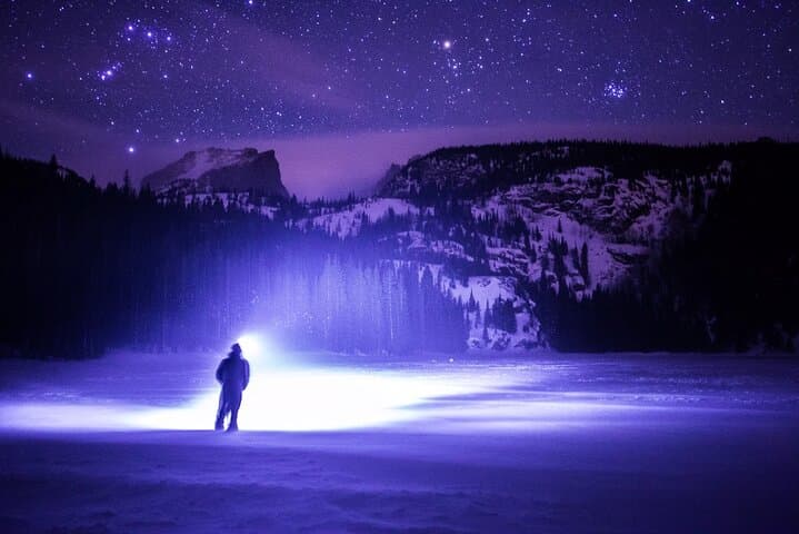 Banff Sunset & Stargazing Walking Tour — Cave and Basin Night Sky Experience photo 4