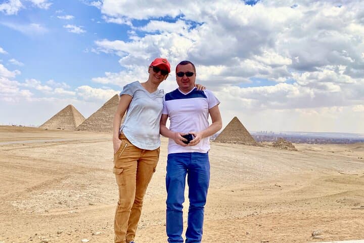 Cairo, Luxor & Hurghada: 9-Day Egypt Highlights — Pyramids, Temples & Red Sea Relaxation