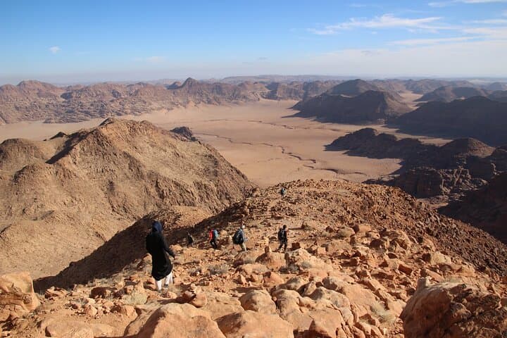 Hike Jabal Umm ad Dami: Summit Jordan’s Highest Peak with Bedouin Dinner and Overnight Camp