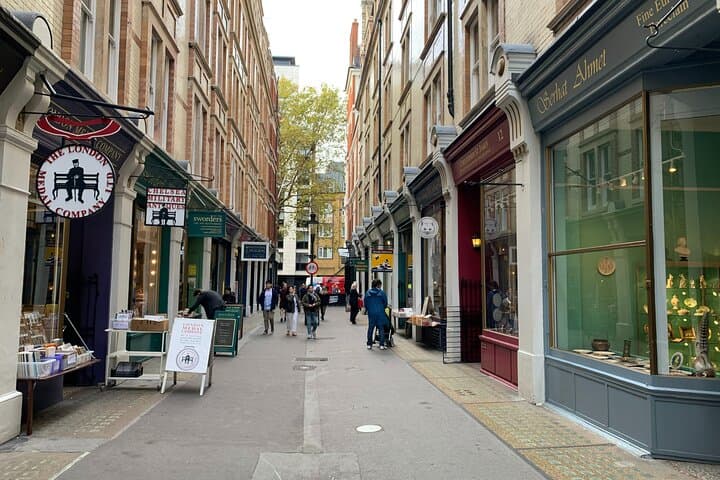 Private Harry Potter Locations Walking Tour in London photo 4