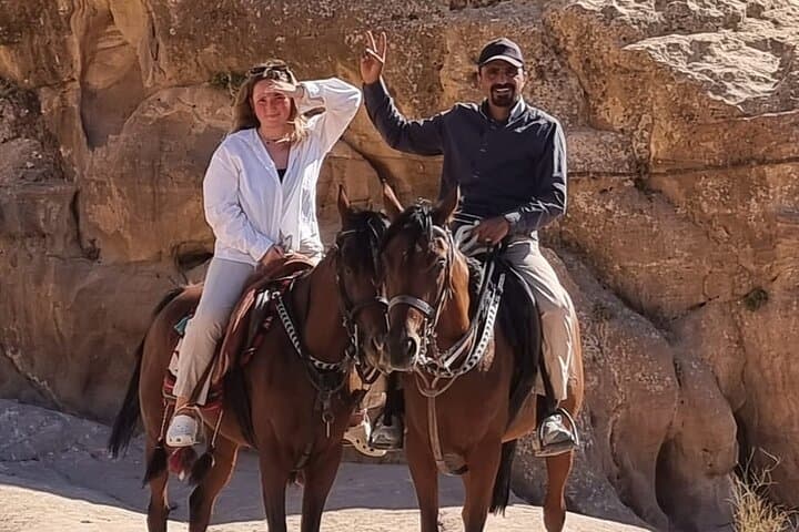Private Indiana-Jones Archaeological Trail Tour in Petra — Alternate Entrance and Full-Site Walk photo 6