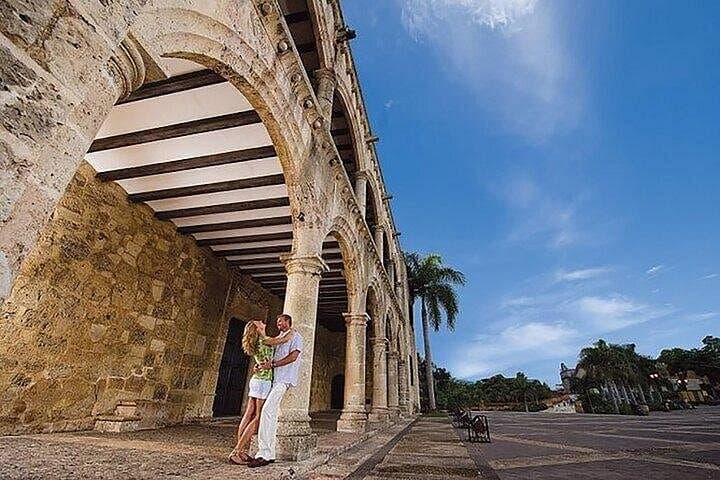 Santo Domingo Day Trip from Punta Cana: Colonial Streets, Caves & Botanical Gardens photo 2