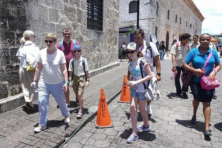 Santo Domingo Day Trip from Punta Cana: Colonial Streets, Caves & Botanical Gardens photo 4