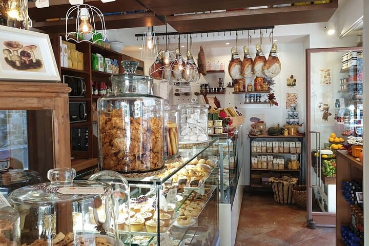 Chianti horseback ride and gourmet Tuscan lunch in a historic food shop photo 6