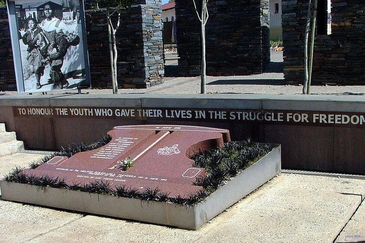 Soweto & Apartheid Museum Day Tour: Vilakazi Street, Hector Pieterson & Apartheid Museum