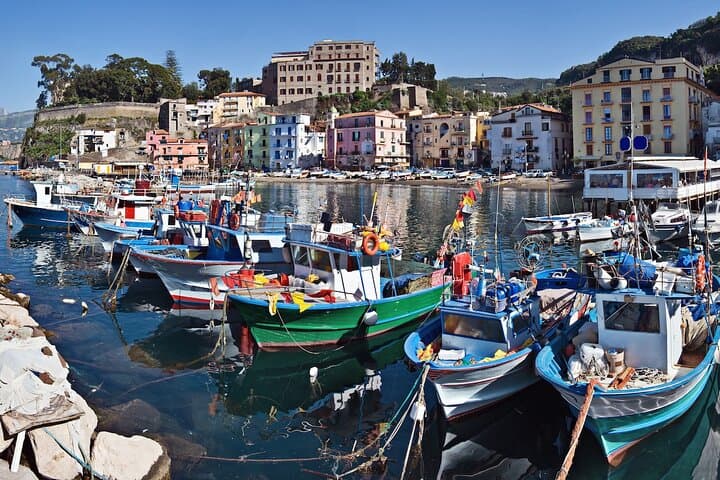 Sorrento to Positano Private Boat Tour — Amalfi Coast Highlights & Hidden Coves photo 2