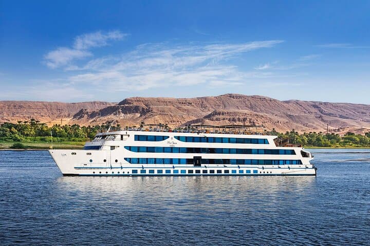Aswan to Luxor: 3-Night Nile Cruise with Abu Simbel & Hot Air Balloon