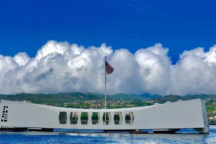Private Pearl Harbor USS Arizona Memorial Tour from Honolulu photo 2