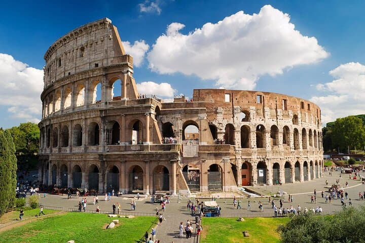 Rome Golf Cart Highlights: Private 2.5-Hour Eco-Friendly City Tour photo 5
