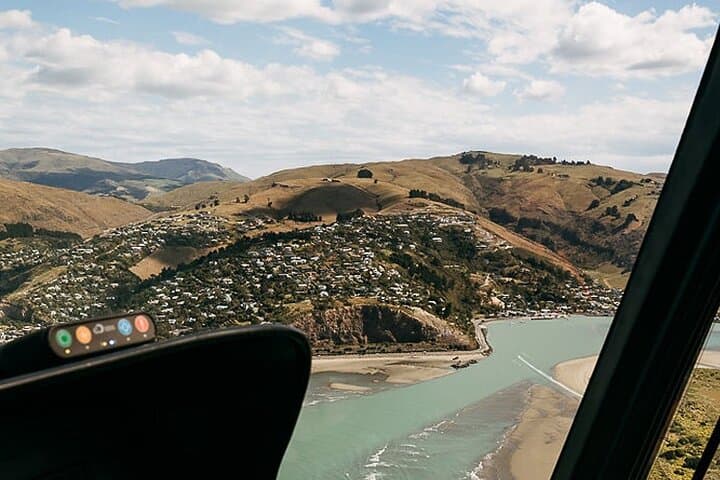 Christchurch City Scenic Flight: Helicopter Views Over Rebuild, Pegasus Bay & Southern Alps photo 3