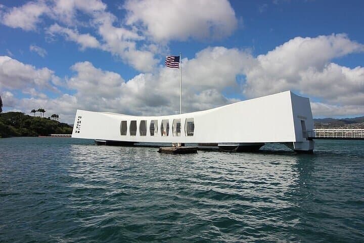 Private Pearl Harbor USS Arizona Memorial Tour from Honolulu photo 4