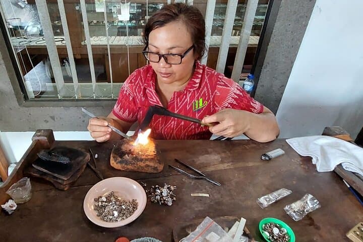Bali Silver Jewelry Class & Ubud Countryside Tour — Make 100% Silver in Celuk and Walk Ubud Rice Fields photo 5