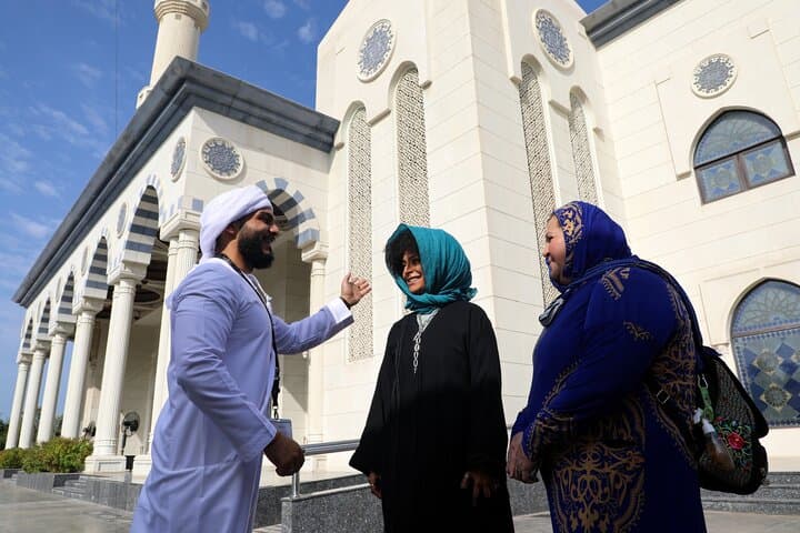 Old and Modern Dubai City Tour: Blue Mosque, Souks & Abra Ride photo 3