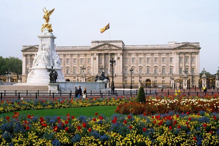 Royal London Highlights Tour & Afternoon Tea at The Rubens photo 3