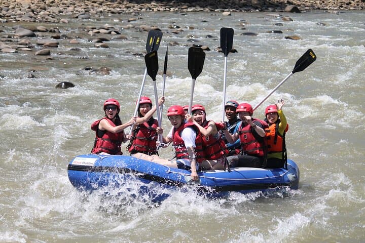 Kiulu White River Rafting: Family-Friendly Rapids Near Kota Kinabalu photo 4