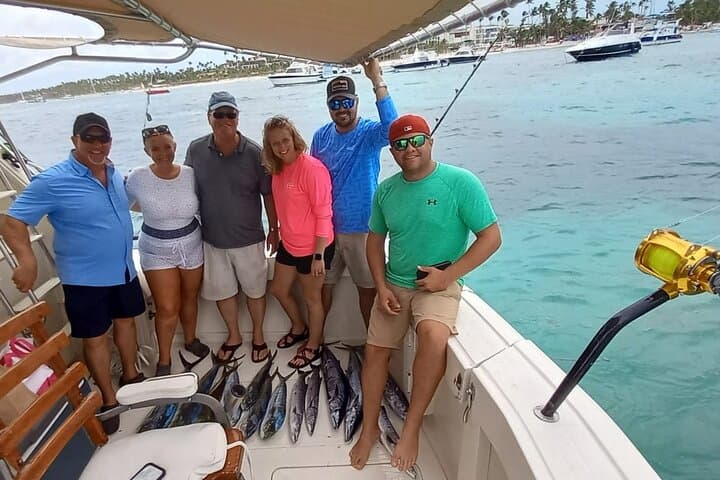 Offshore Trophy Fishing in Punta Cana: Mar‑Quesa 4–8 Hour Charter photo 6