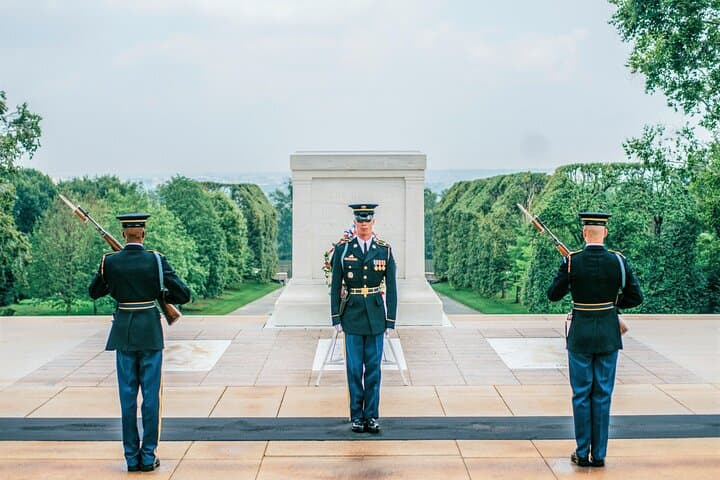 Arlington National Cemetery Guided Walk — JFK Gravesite & Changing of the Guard photo 2