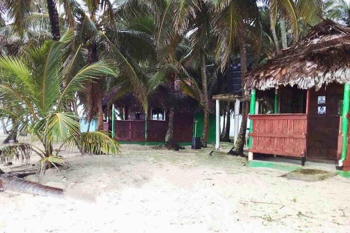 San Blas 2-Day Private Cabin Escape: Isla Asserya, Natural Pools & Island Tour photo 1