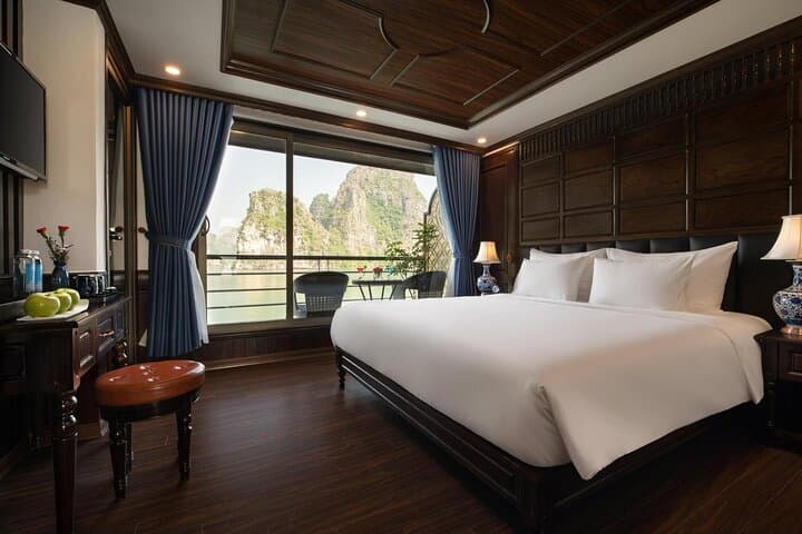 Halong Bay 2-Day Luxury Cruise: Kayaking, Caves & Overnight on a Private Junk photo 5