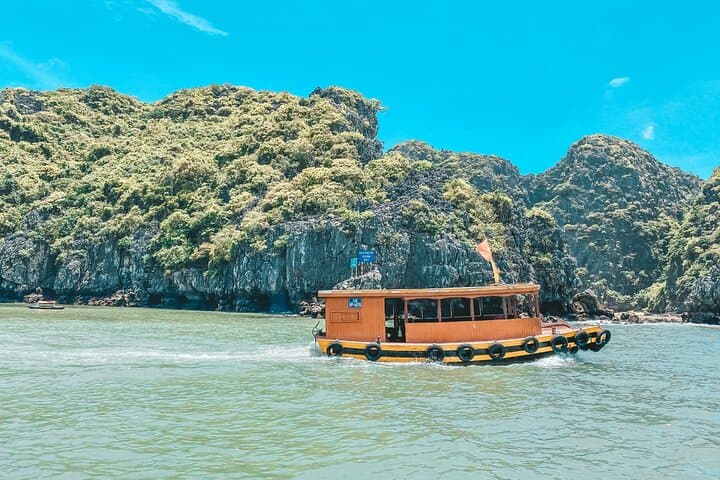 Cat Ba Island 2-Day Deluxe: Lan Ha Bay Cruise, Kayaking & Castaway Island photo 4