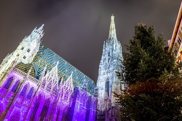 Passau Christmas Magic: Private Yuletide Tour of St. Stephan's & Domplatz photo 2