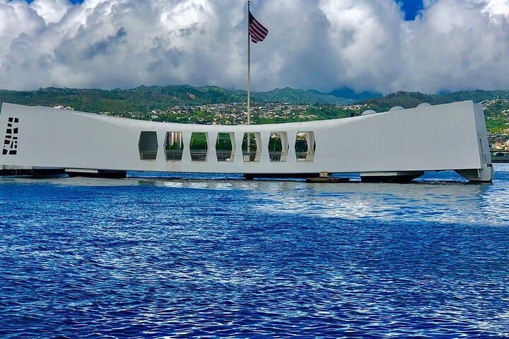 Private Pearl Harbor USS Arizona Memorial Tour from Honolulu