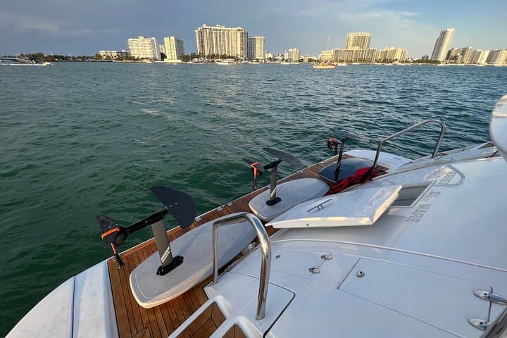 Fort Lauderdale Group eFoil Lesson — Learn to eFoil in 2 Hours photo 3