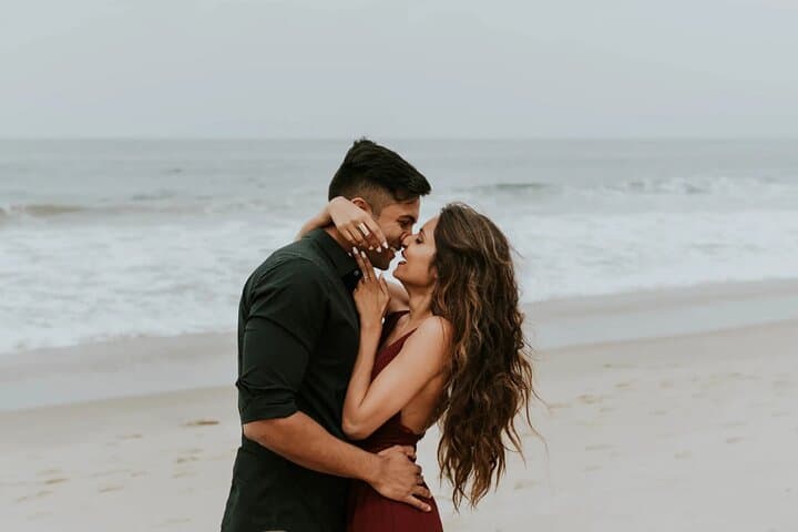 Fort Aguada Couple Photoshoot — Sinquerim Beach Portrait Session in North Goa photo 1