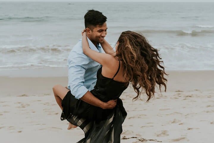 Fort Aguada Couple Photoshoot — Sinquerim Beach Portrait Session in North Goa photo 2