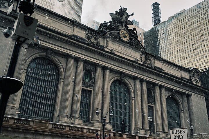 Manhattan Highlights Private Car Tour — Midtown to Lower Manhattan in 4 Hours photo 4