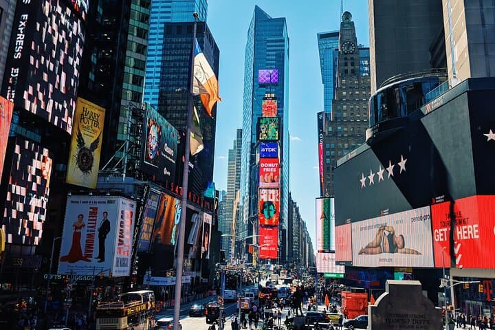 Manhattan Highlights Private Car Tour — Midtown to Lower Manhattan in 4 Hours