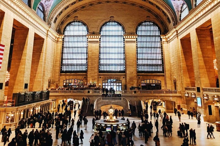 Manhattan Highlights Private Car Tour — Midtown to Lower Manhattan in 4 Hours photo 6