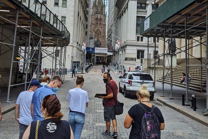 Manhattan Highlights Private Car Tour — Midtown to Lower Manhattan in 4 Hours photo 2