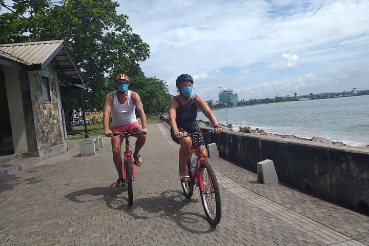 Galle Fort Cycling Tour — E-Bike or Manual Ride Around Sri Lanka's UNESCO Citadel photo 4