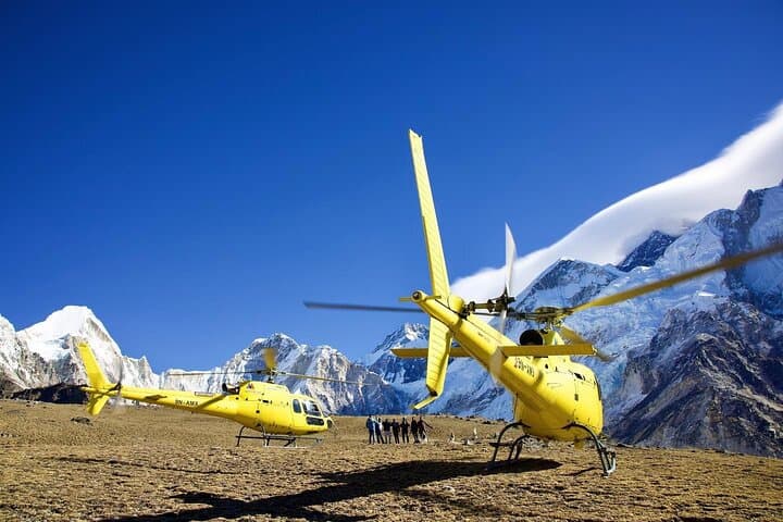 Everest Scenic Helicopter Flight with Multiple Landings from Kathmandu photo 4