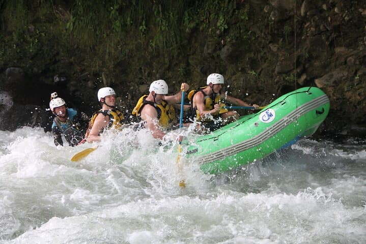 Class V Rainforest Canyon Rafting Near La Fortuna photo 5