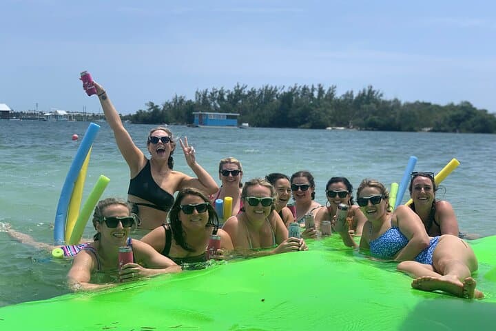 Key West Tiki Bar Boat to Sandbar: Private 4‑Hour Backcountry Cruise photo 3