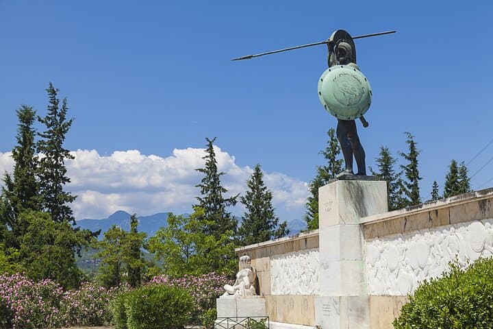 2-Day Meteora Tour from Kalambaka: Monasteries, Lake & Historic Sites photo 4