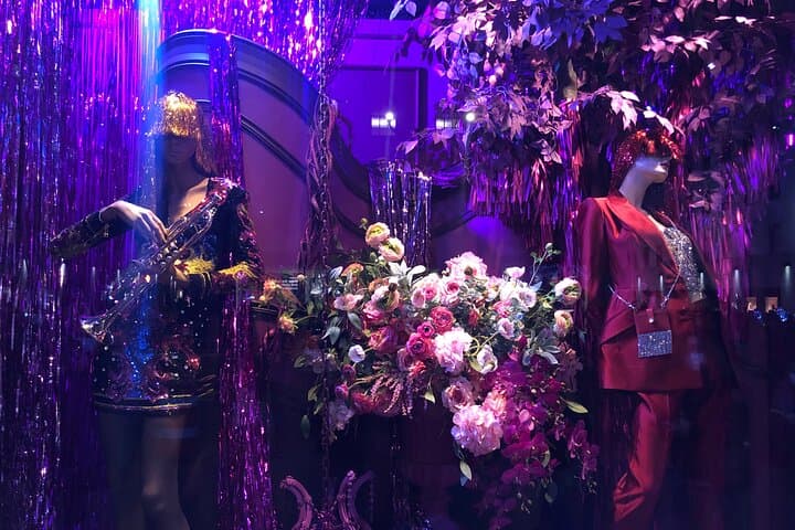 Midtown Holiday Window Walk: Artful Lights & Sights in NYC photo 4