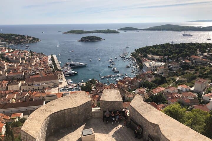 Blue Cave & Hvar 5-Island Boat Tour: Biševo, Vis, Stiniva & Green Cave photo 2