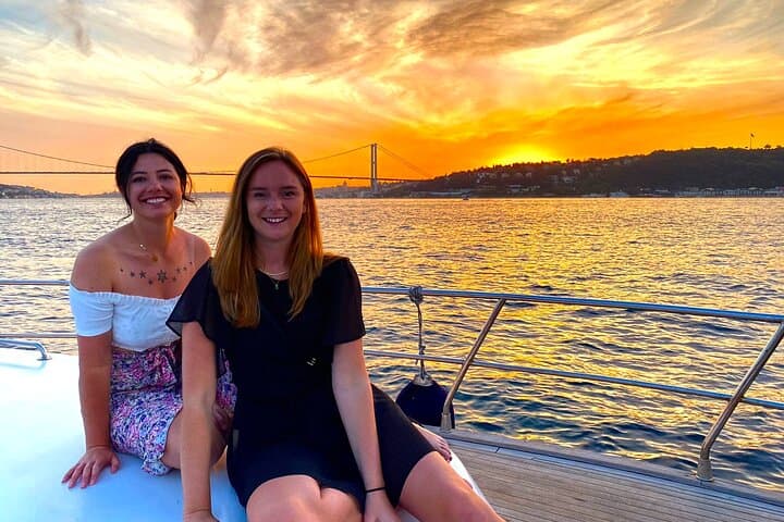 Bosphorus Sunset Yacht Cruise — Evening Istanbul Boat Tour with Snacks & Live Guide photo 3