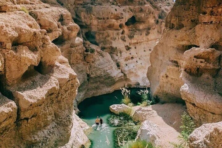 Full-Day Wadi Shab and Bimmah Sinkhole Tour from Muscat: Hike, Swim, and Hidden Caves photo 6