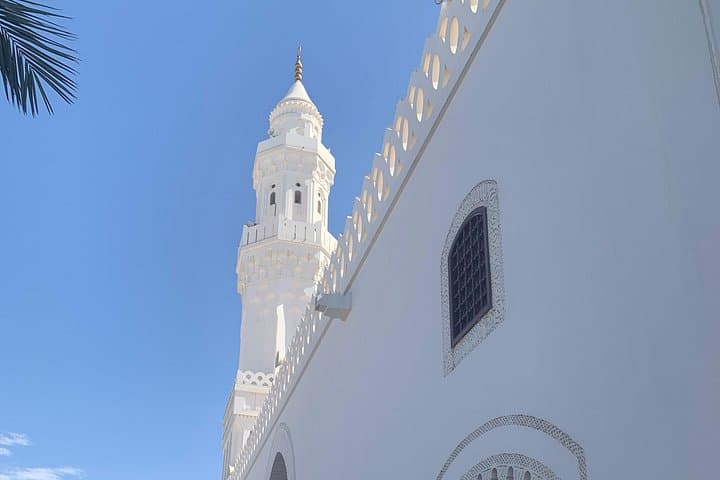 Experience Madinah’s Culture and Historical Sights — Guided Local Tour photo 4