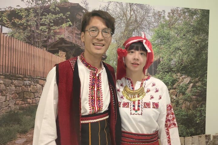 Sofia Traditional Bulgarian Costume Photo Experience photo 6