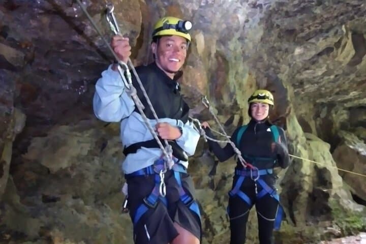 Mayai Jee Caverns Canyoning: 70m Waterfall Descent & Cave Exploration near Puyo photo 4