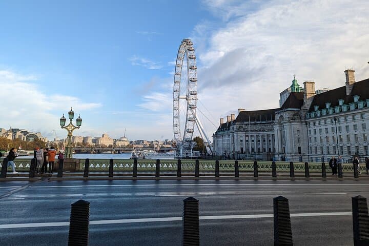 Private London Car Tour: 3–4 Hour Personalized City Highlights photo 4