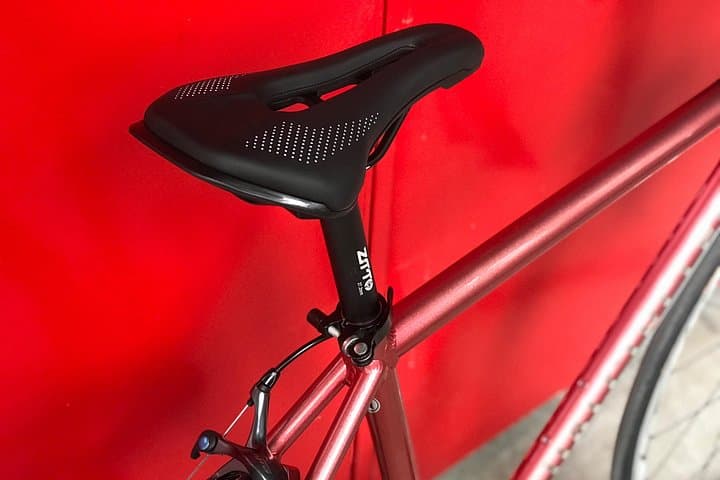 Explore Singapore by Road Bike: Full-Day Giant Defy Rentals & Intro photo 4