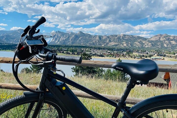 Estes Park Family E-Bike Tour: 2-Hour Guided Ride Around Lake Estes & Main Street photo 6