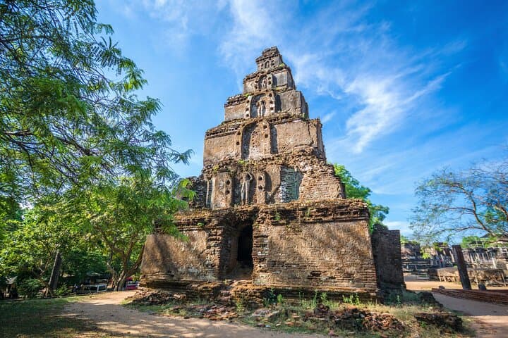 Day Trip to Polonnaruwa: Private Guided Tour from Colombo to the Ancient City photo 6