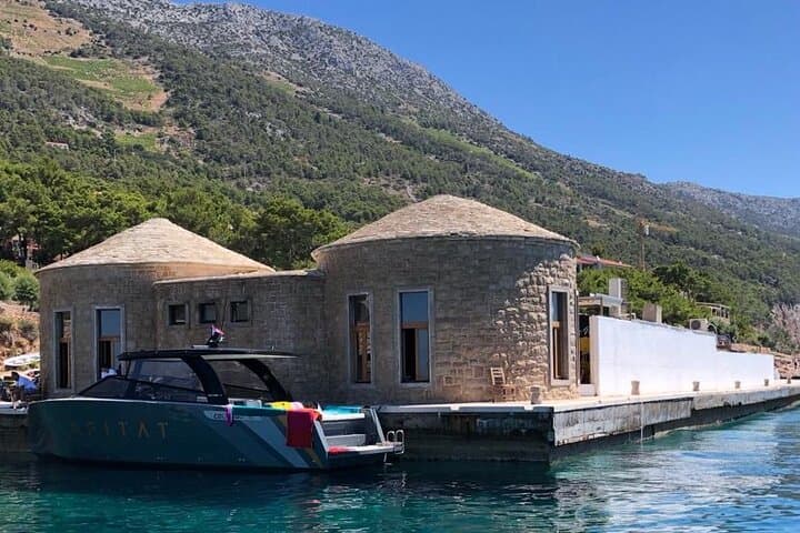 Private Luxury Boat Tour to Hvar, Brač and Vis from Makarska photo 2